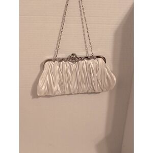 Princess Purse White Satin‎ Evening Bag Silver & Rhinestine Detail Chain Strap